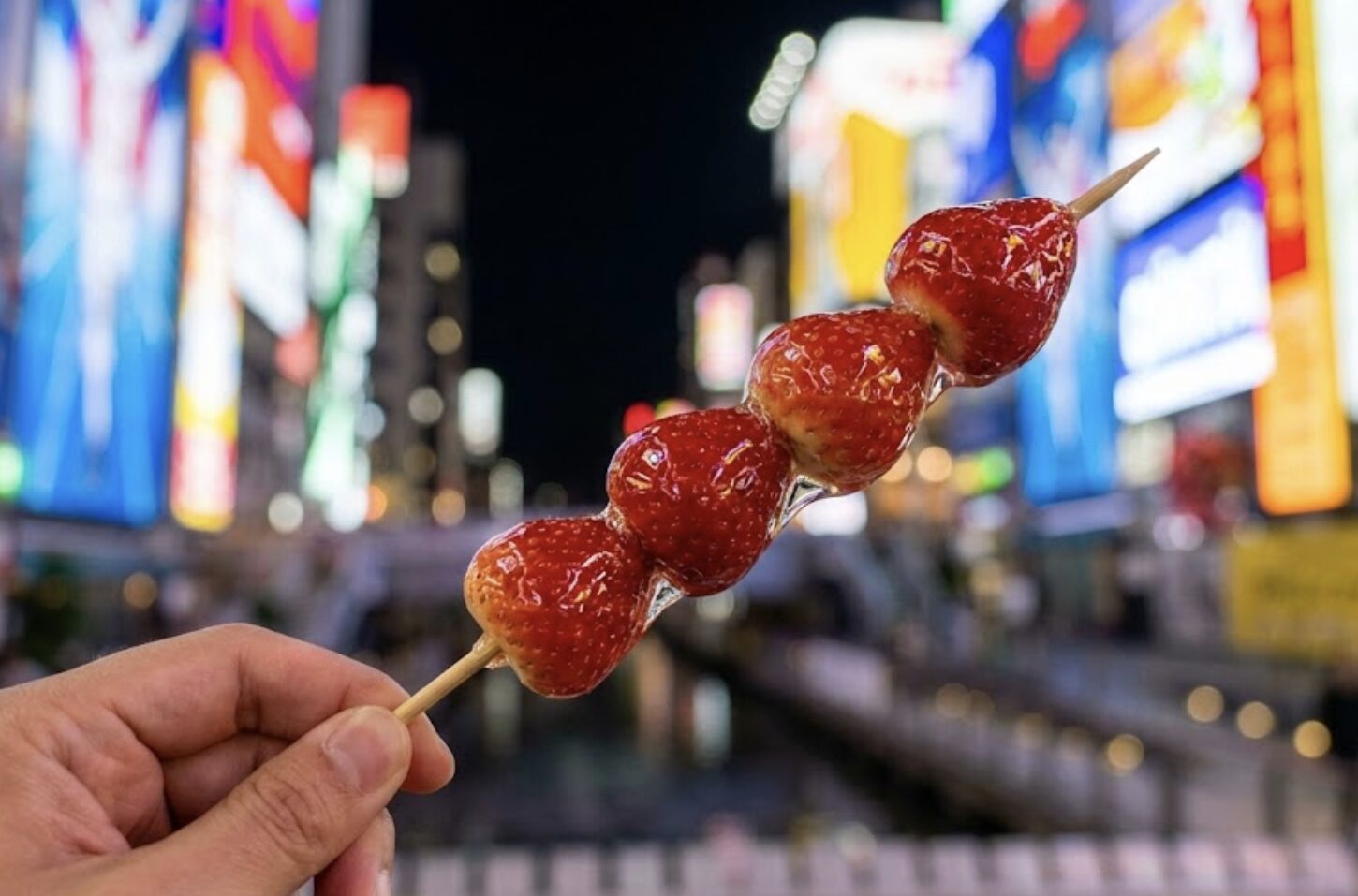 いちご飴など進化系スイーツのお店