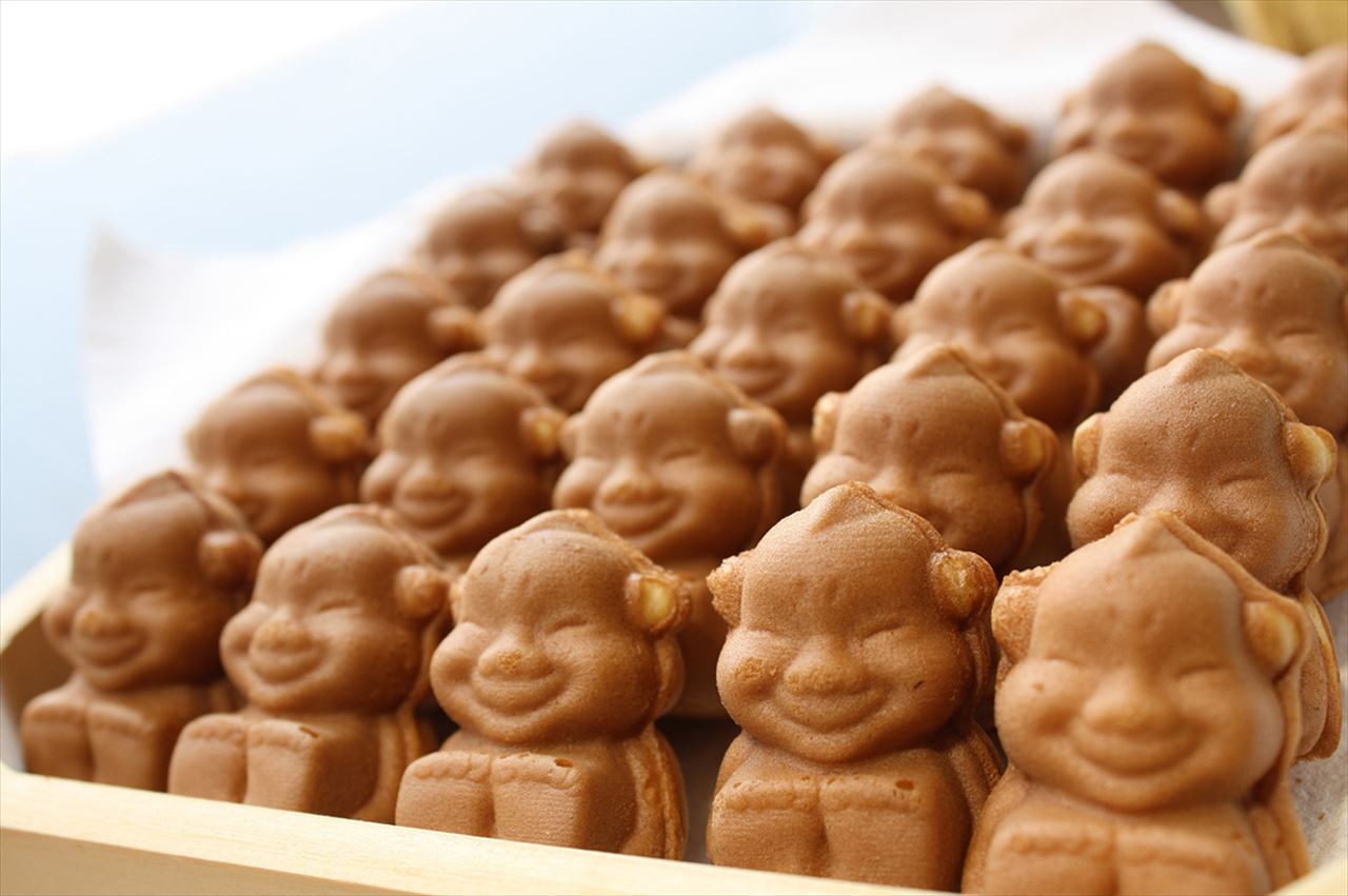 ビリケン人形焼カステラ.